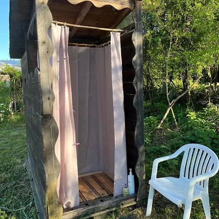 Luxury tent Tentes Bohemes Dans Un Ecolieu Avec Piscine Hors-sol