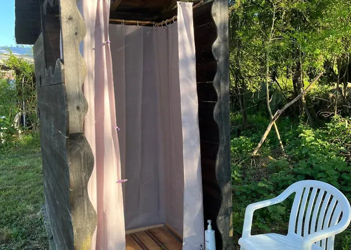 Роскошный шатер Tentes Bohemes Dans Un Ecolieu Avec Piscine Hors-sol