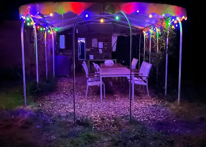 Οργανωμένο κάμπινγκ Tentes Bohemes Dans Un Ecolieu Avec Piscine Hors-sol Peault